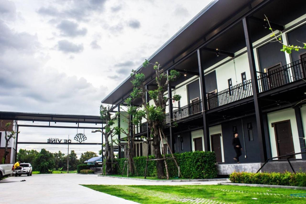 Hotel De Vine House Roi Et Exterior foto