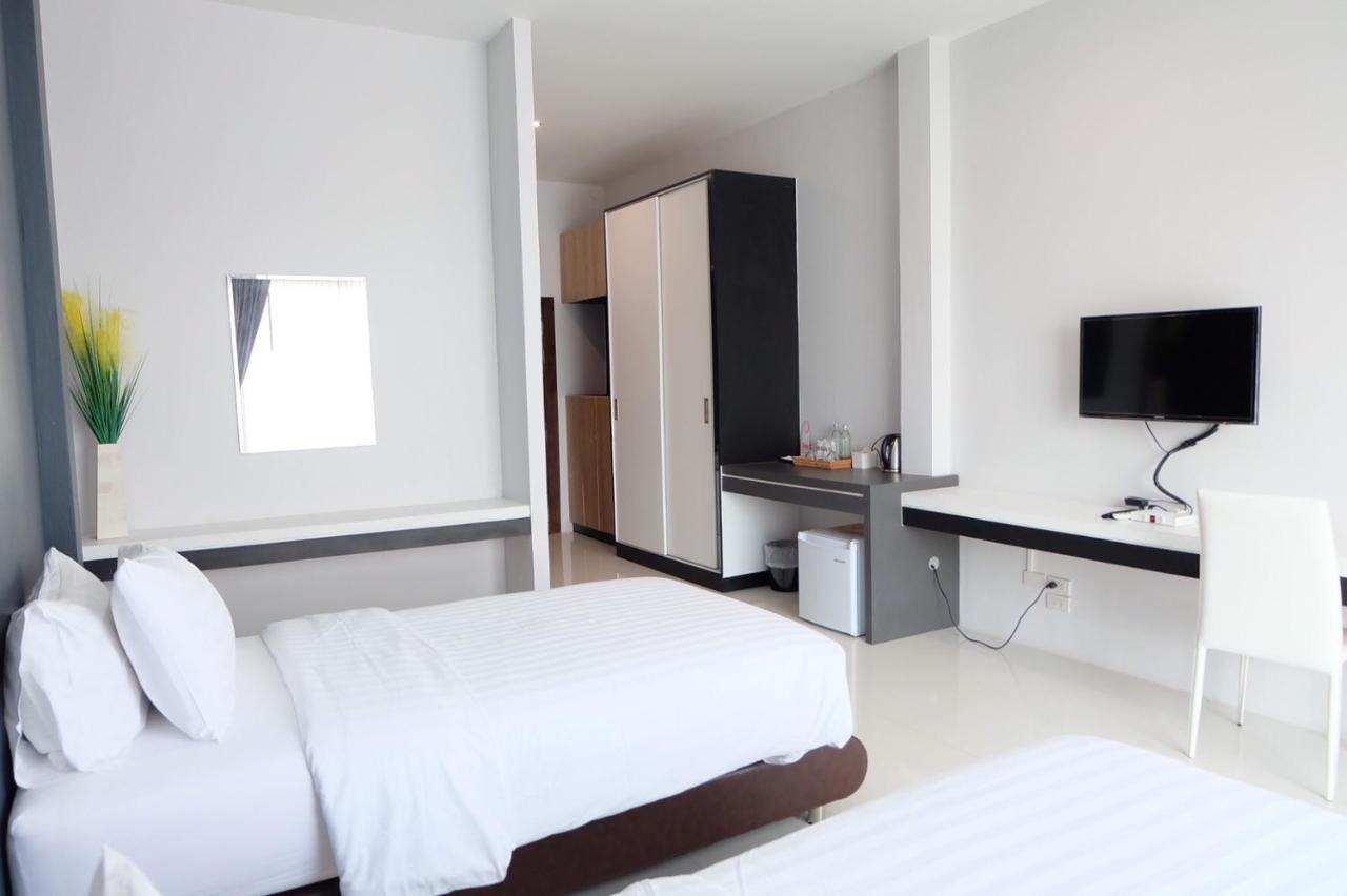 Hotel De Vine House Roi Et Exterior foto